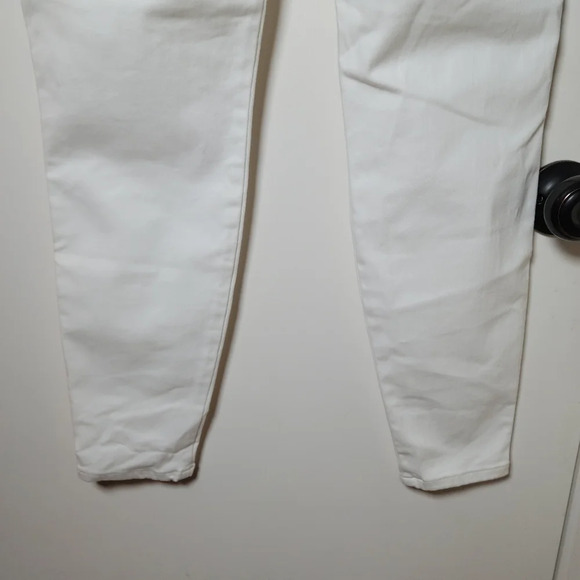 SPANXshape™ EveryWear Ankle Skinny Jeans | Size Large - Picture 9 of 10